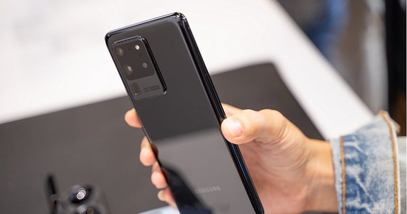 Với 30 triệu trong tay, nên tậu Galaxy Z Flip hay Galaxy S20 Ultra?
