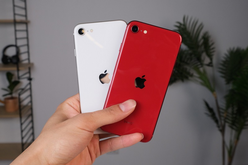 Apple có kế hoạch gì cho smartphone giá rẻ sau khi hủy bỏ iPhone SE 4??? hình ảnh 2