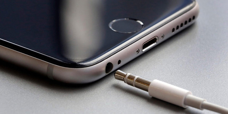 Rộ tin Apple sẽ loại bỏ hoàn toàn cổng Lightning trên các thế hệ iPhone về sau hình ảnh 2