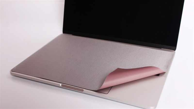 Làm cách nào để bảo quản laptop luôn bền đẹp khi không sử dụng?