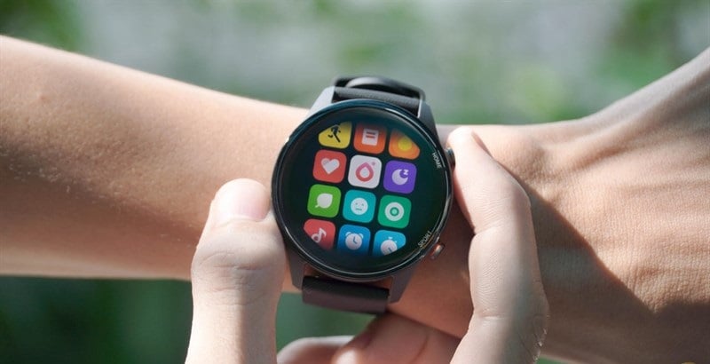 Muốn sử dụng thiết bị đeo thông minh, nên chọn smartwatch hay smartband? hình ảnh 4