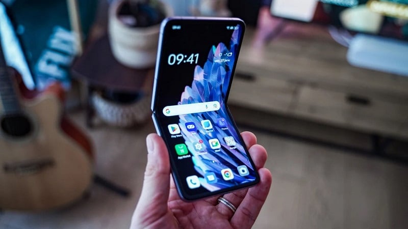 Liệu smartphone màn hình gập có khả năng thay thế smartphone truyền thống trong tương lai ??? hình ảnh 4