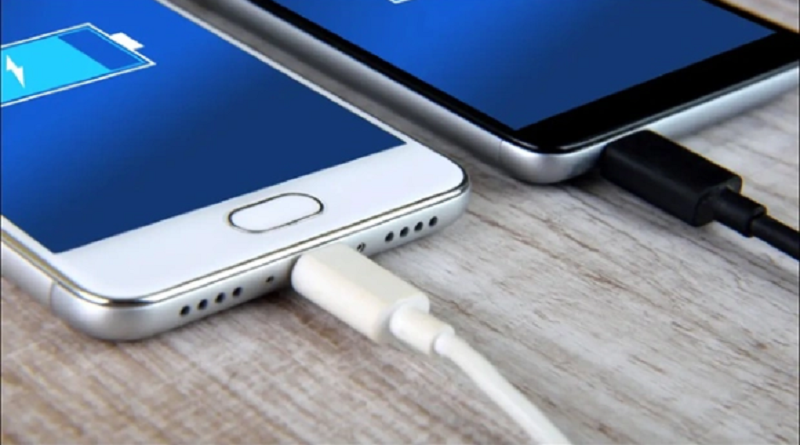 Người dùng có nên lo lắng khi bộ sạc điện thoại bị nóng??? hình ảnh 2
