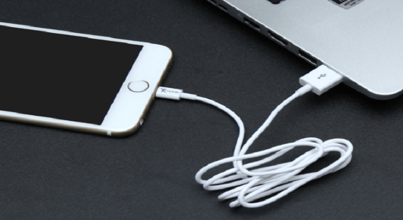Liệu có nên sạc pin cho smartphone bằng máy tính xách tay? hình ảnh 3