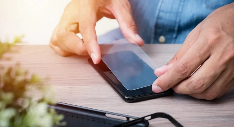 Dán bảo vệ màn hình cho smartphone có thực sự cần thiết ??? hình ảnh 3