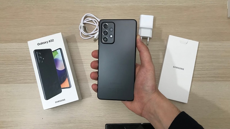 Galaxy A52 siêu mạnh mẽ giảm sâu chỉ còn hơn 8 triệu đồng, có nên 