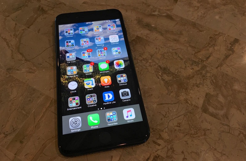 Đâu là chiếc iPhone sau 3 năm ra mắt vẫn được hoan nghênh và săn đón? hình ảnh 2