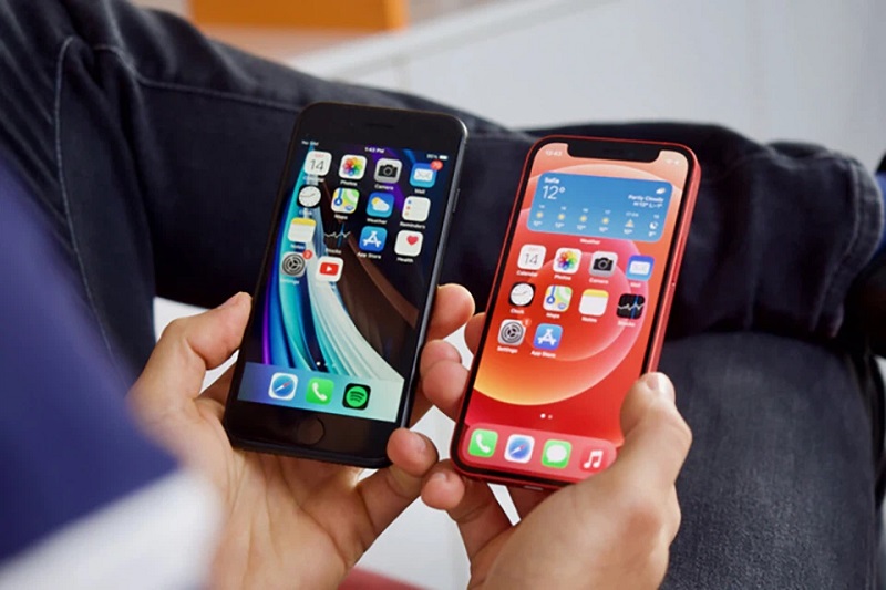 Mua iPhone nhỏ gọn dưới 15 triệu đồng, chọn iPhone SE 2022 hay iPhone 12 Mini??? hình ảnh 2