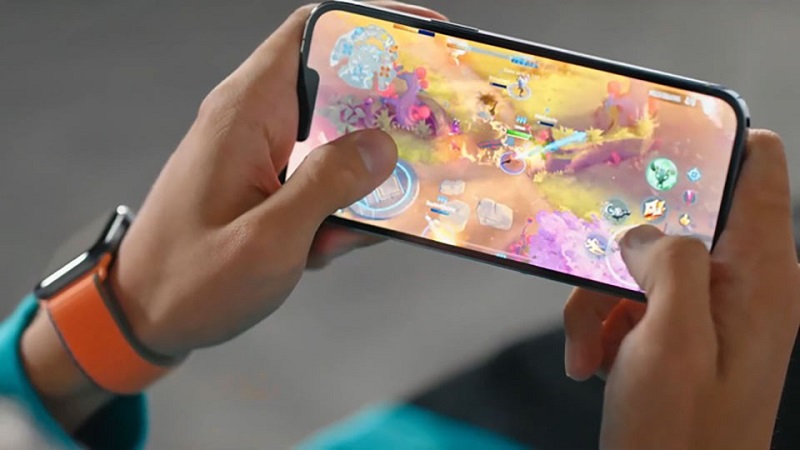 Si kè iPhone 13 và Xiaomi 12: Chọn thương hiệu đẳng cấp hay cấu hình mạnh mẽ? hình ảnh 5