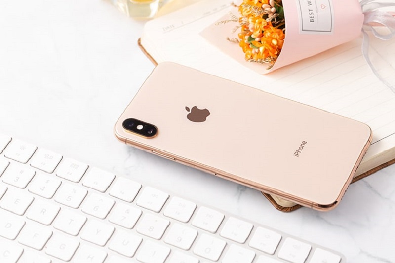 Sức hút khổng lồ đến từ chiếc iPhone "cũ nhưng vẫn quyến rũ" - iPhone Xs !!! hình ảnh 3