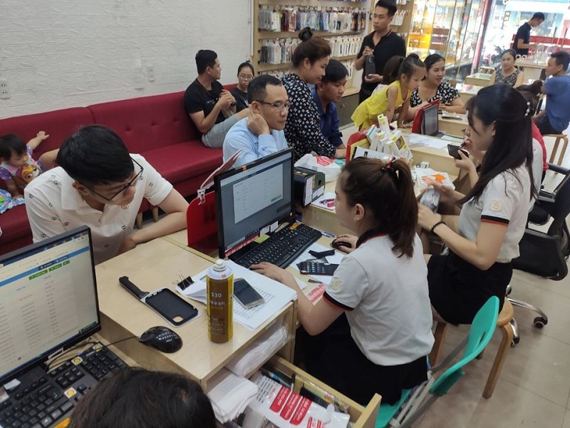 Tại sao nên mua điện thoại đổi trả tại Minh Hoàng Mobile?