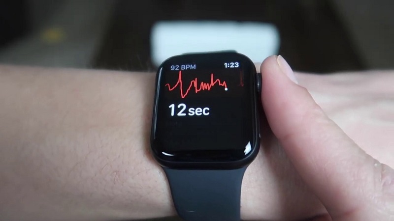 Đâu là phiên bản màu sắc "hot" nhất trên Apple Watch Series 6? hình ảnh 7