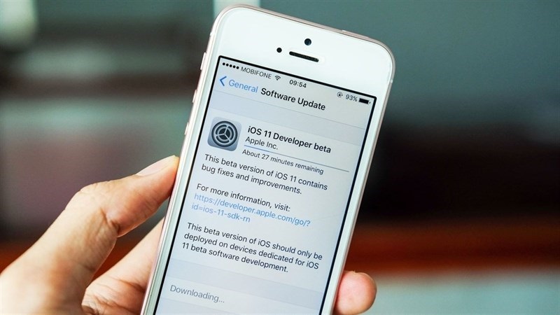 Người dùng cần biết điều gì trước khi cài đặt phiên bản iOS beta trên iPhone? hình ảnh 2
