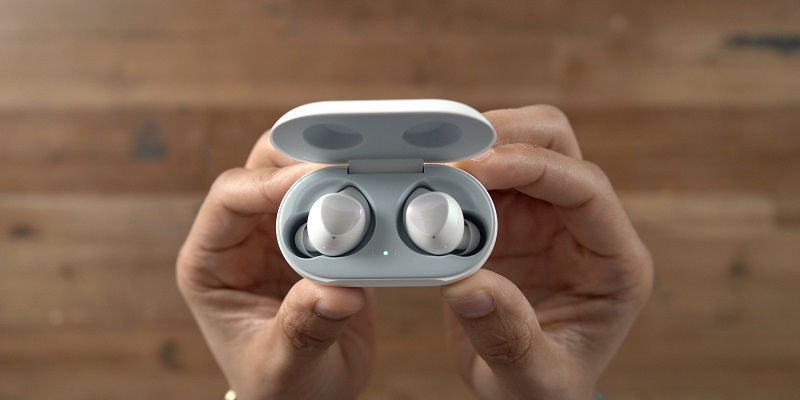 "Đối thủ" của AirPods - Samsung Galaxy Buds đã thay đổi ra sao qua từng thế hệ?