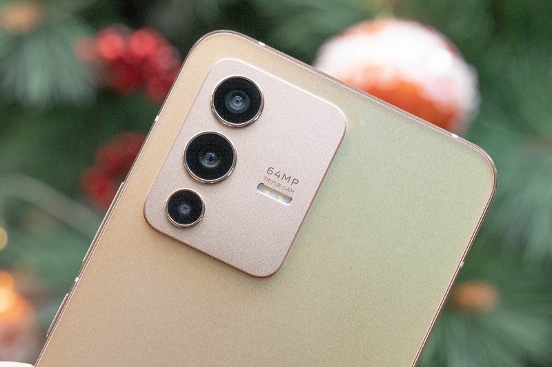 Điểm danh những mẫu smartphone 5G tầm trung đáng mua nhất đầu tháng 4 !!! hình ảnh 3