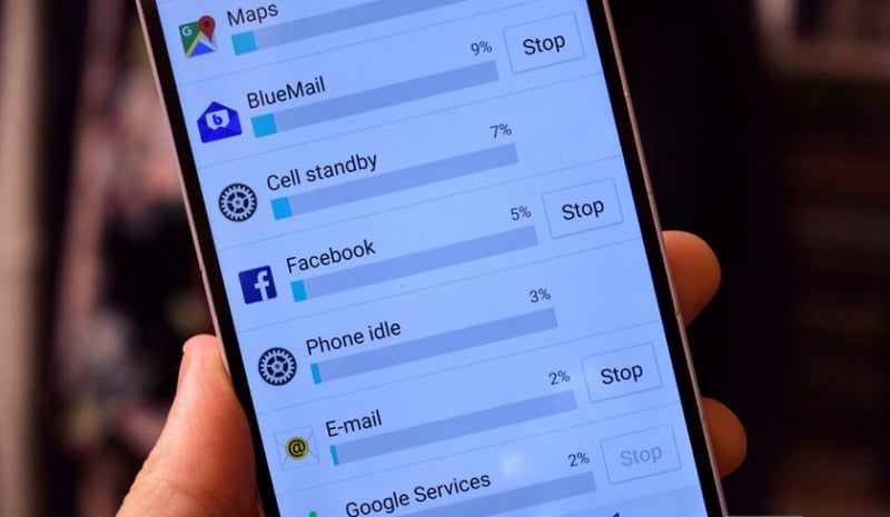 Smartphone được sạc đầy nhưng vẫn nhanh hết pin dù không bị chai pin, lý do vì đâu? hình ảnh 3