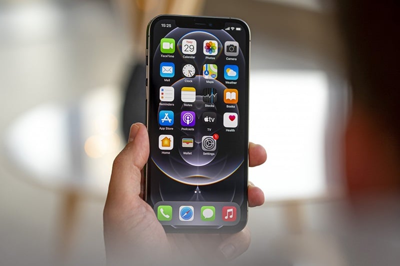 Tại sao Apple luôn nói "Không" với iPhone màn hình cong? hình ảnh 3