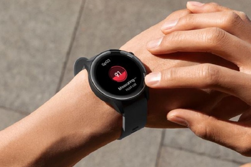 Vì sao người dùng nên mua một chiếc smartwatch hỗ trợ đo SpO2 trong thời điểm này? hình ảnh 3