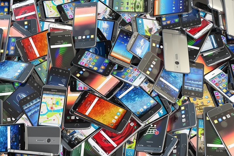 Lý do gì khiến smartphone và tablet càng để lâu càng mất giá ??? hình ảnh 7