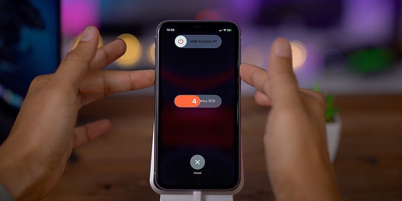 Tin được không, rất nhiều người dùng không biết tắt nguồn iPhone !!!