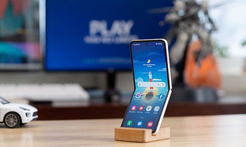 Samsung Galaxy Z Series 2021 - Tiêu chuẩn mới cho mọi smartphone màn hình gập hình ảnh 3