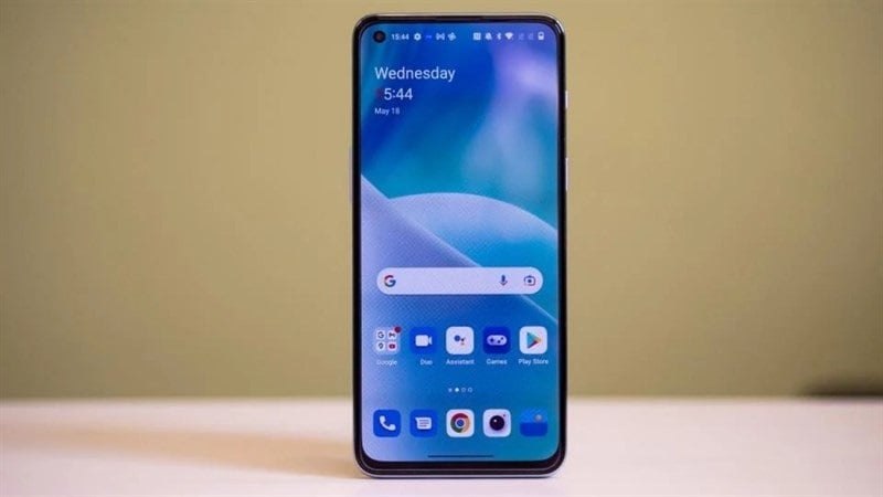 Phải chăng thời đại của smartphone tầm trung đang dần lên ngôi ??? hình ảnh 2