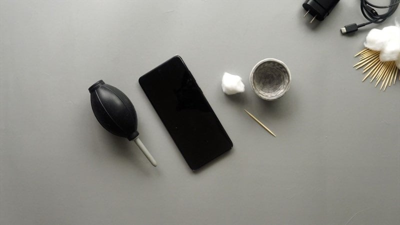 Vì sao việc vệ sinh cho smartphone được xem là quan trọng và cần thiết ??? hình ảnh 8