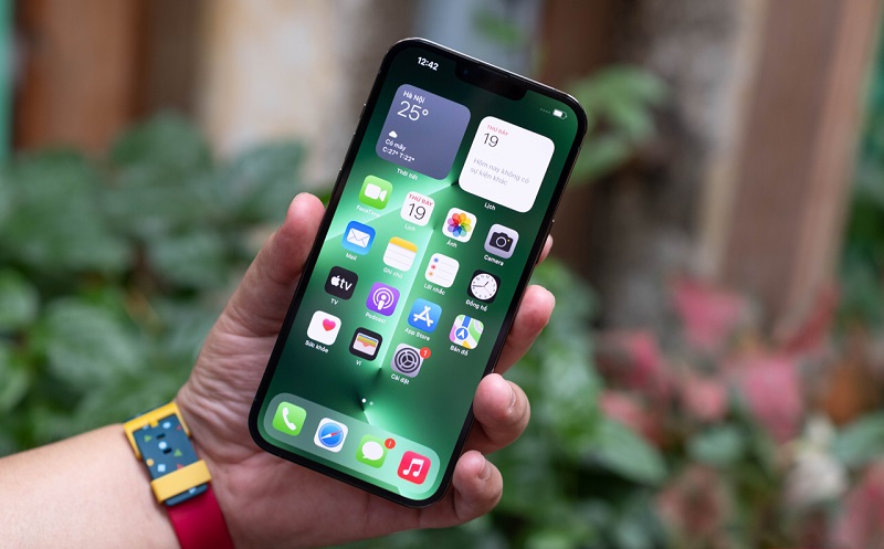 Vì sao Apple vẫn chưa trang bị màn hình 2K cho iPhone??? hình ảnh 3