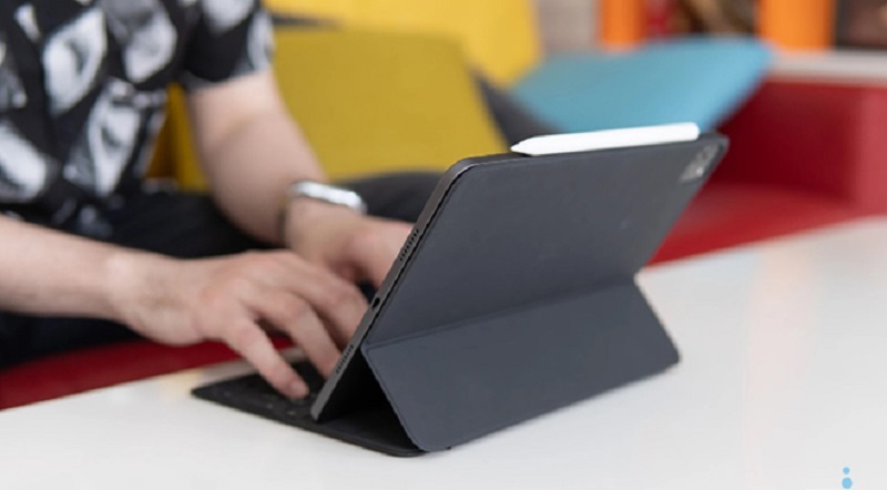 Phải chăng Macbook đang ngày càng trở nên giống iPad??? hình ảnh 4