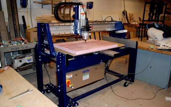 Cắt CNC nhựa tấm độ chính xác có cao không?