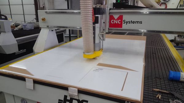 Cắt tấm nhựa CNC giá rẻ cam kết chất lượng