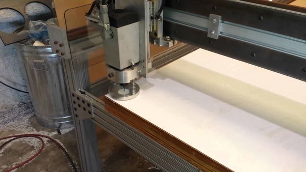 Cắt vách ngăn CNC trên nhựa rẻ đẹp