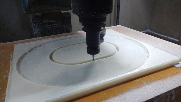 Gia công cắt CNC vách ngăn nhựa