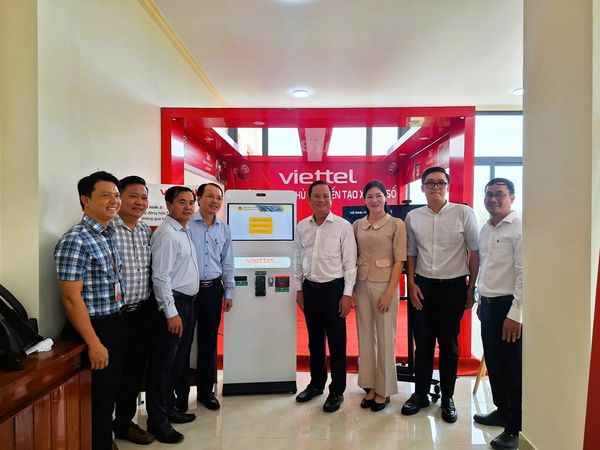 Kiosk tiếp đón người dân – Giải pháp hiện đại cho hành chính công