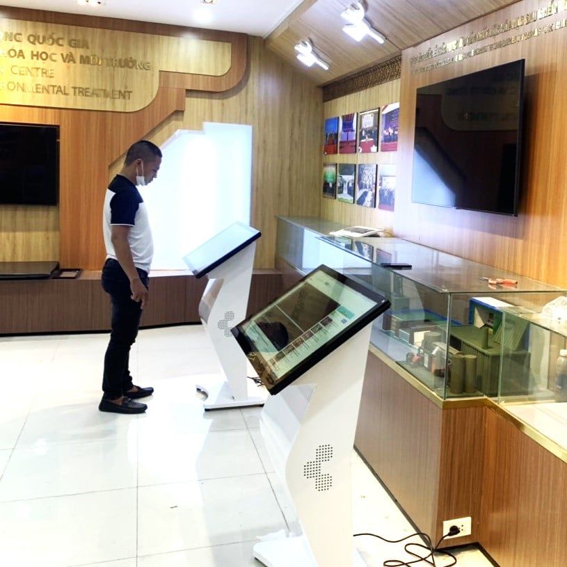 Kiosk nộp hồ sơ hành chính công trực tuyến