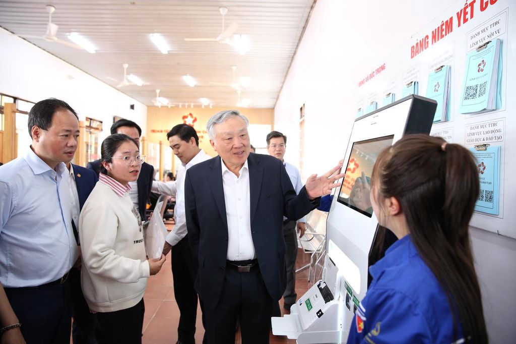 Kiosk đăng ký tự động cho cơ quan hành chính