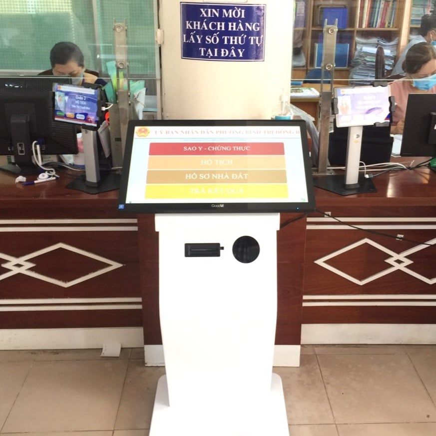 Thiết bị đăng ký thông tin cho trung tâm hành chính và cơ quan công an
