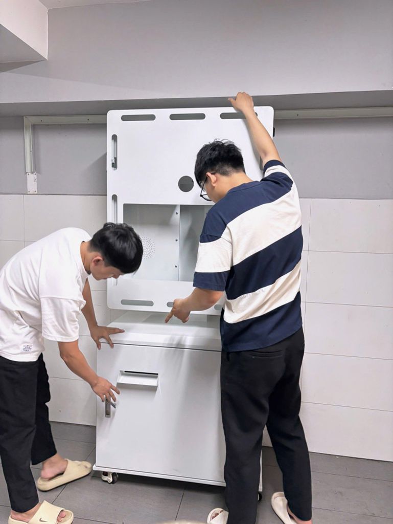 Thiết kế và triển khai kiosk photobooth theo yêu cầu
