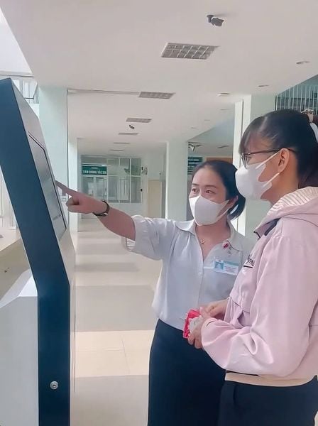 Hệ Thống Kiosk Đăng Ký Khám Bệnh Thông Minh Tại Bệnh Viện Tỉnh Lâm Đồng
