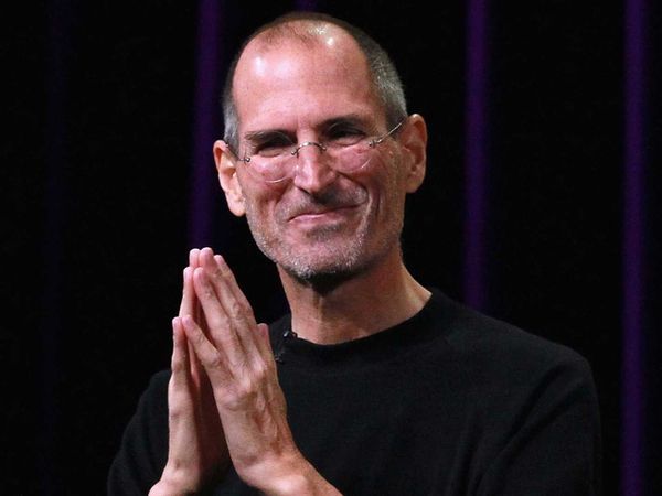 Cách Steve Jobs Khiến Mọi Người Làm Việc Cùng Trở Nên Thông Minh Hơn