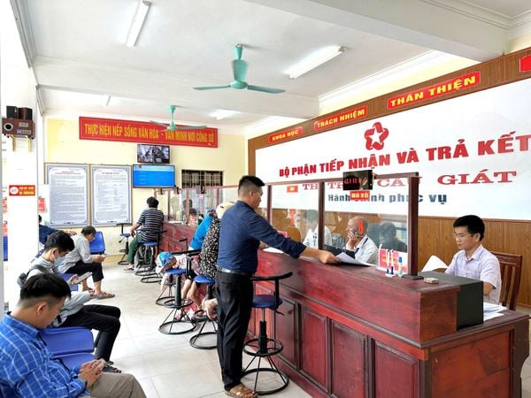 Kiosk tiếp đón người dân – Giải pháp hiện đại cho hành chính công