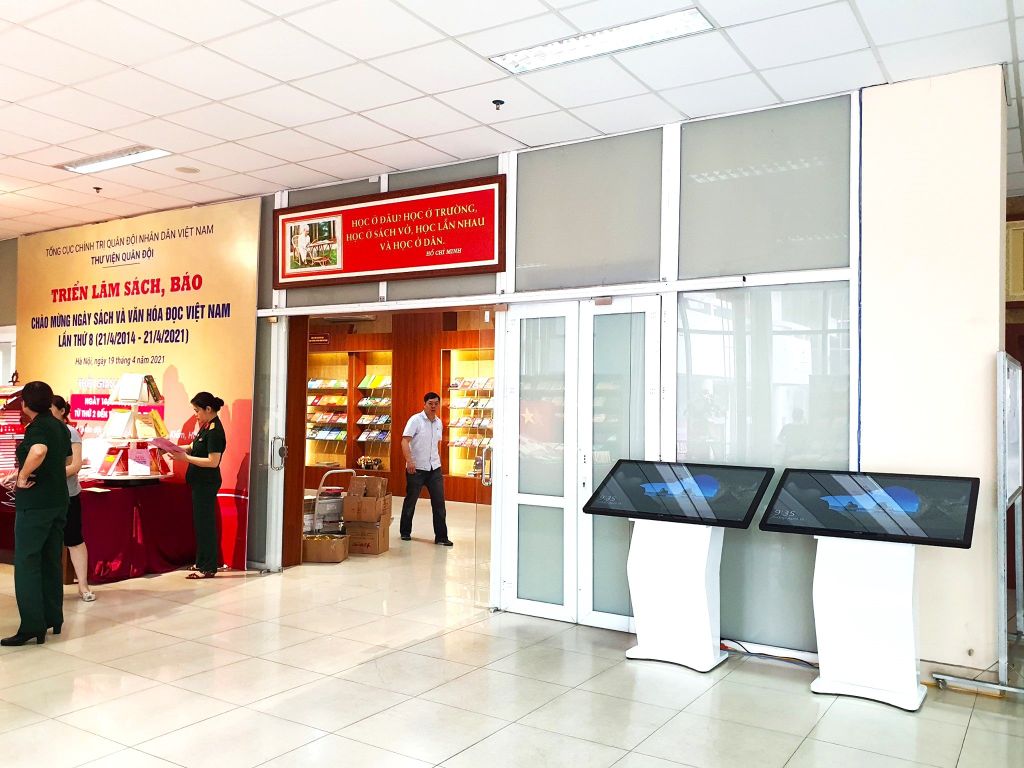 Kiosk Tra Cứu Thông Tin – Thiết Kế Linh Hoạt, Tích Hợp Tối Ưu