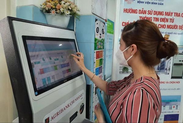 Kiosk Xác Thực Sinh Trắc Học