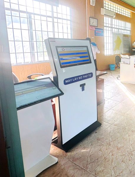 Kiosk lấy số GoodM – Hạ tầng công nghệ trọng điểm tại xã Vị Thủy