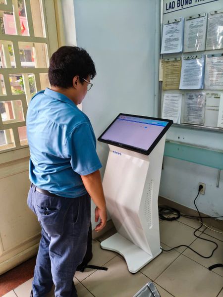 Triển Khai Hệ Thống Kiosk Đánh Giá Hài Lòng Cho Cơ Quan Hành Chính Công