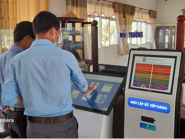 Kiosk Quét Chip CCCD Phục Vụ Đề Án C06 (RAR - Trung tâm dữ liệu)