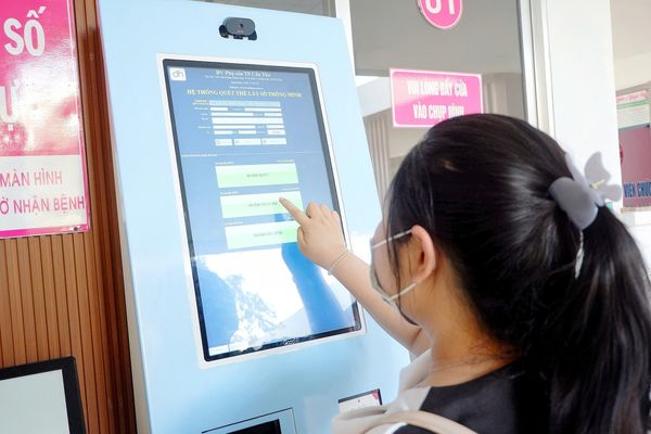 Bệnh Viện Phụ Sản Cần Thơ Đột Phá Với Kiosk Đăng Ký Khám Chữa Bệnh