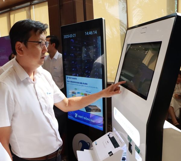 Giải pháp một cửa thông minh cho cơ quan hành chính công an