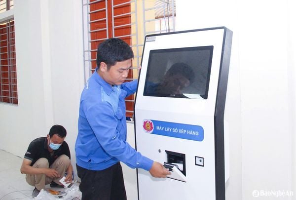 Kiosk Lấy Số Thứ Tự (Series L)