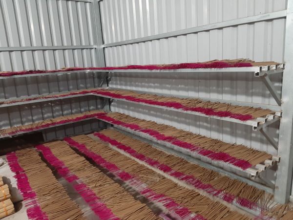 QUY TRÌNH SẢN XUẤT NHANG TRẦM HƯƠNG CÓ TĂM